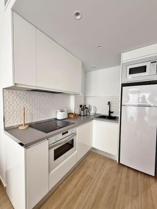 Apartament Nuevo Y Centrico De Playa Fuengirola